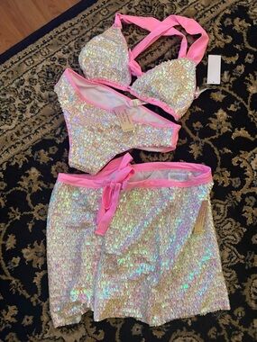 Venus Iridescent Sequin Bikini Set with Pink Trim size XL 3 piece set  NWT